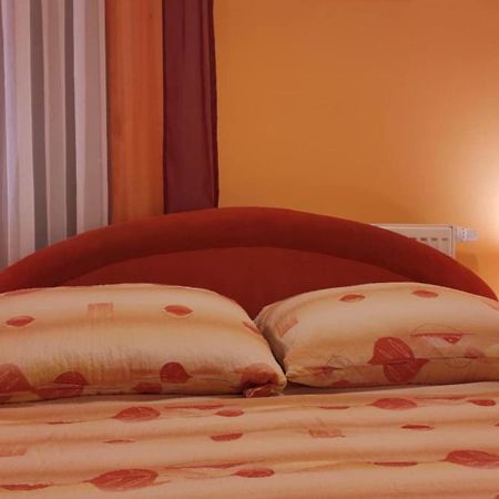 Balaton Wellness Apartman Шиофок Экстерьер фото