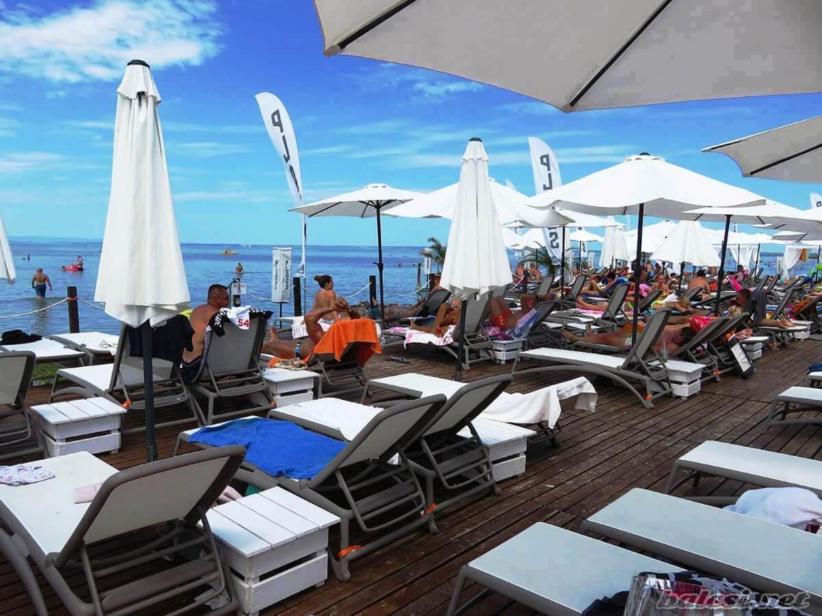 Balaton Wellness Apartman Шиофок Экстерьер фото