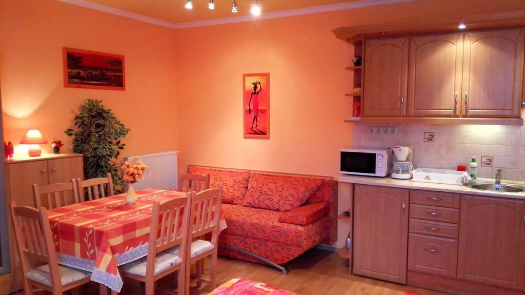 Balaton Wellness Apartman Шиофок Номер фото