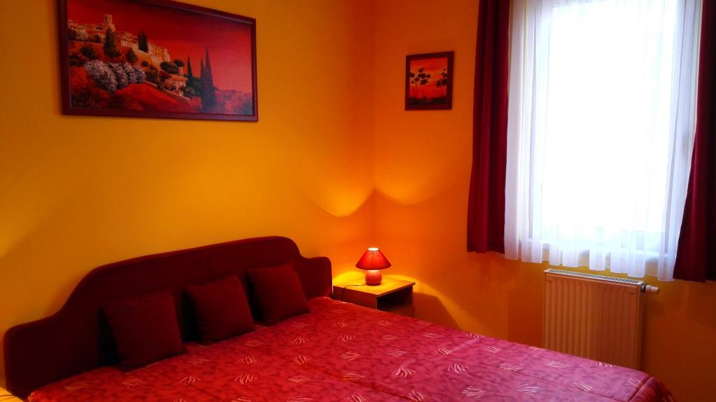Balaton Wellness Apartman Шиофок Номер фото